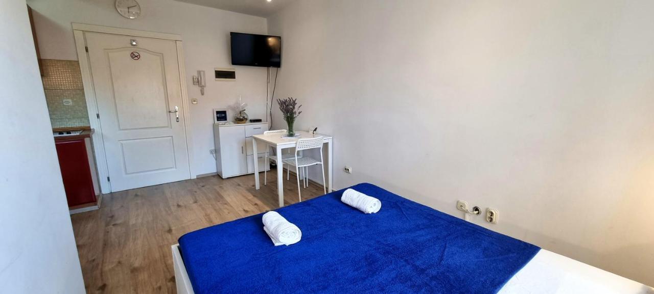 Tiny Studio Big Living Apartment Rovinj Bagian luar foto